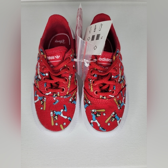 Adidas | Disney Goofy Shoes - Picture 3 of 8